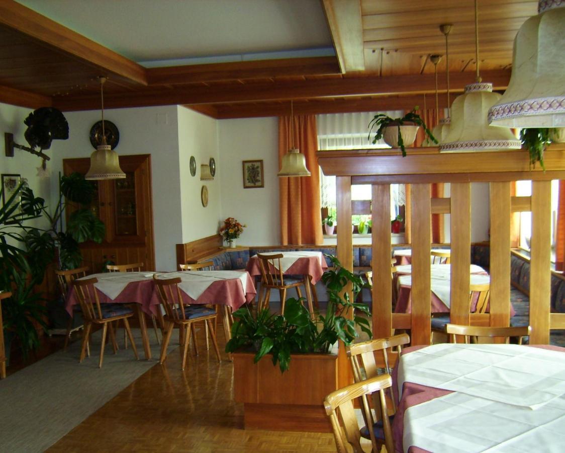 Haus Alpenfriede Hotel Вайсензее Екстериор снимка